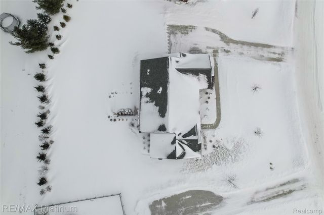 10029 Quarry Ridge Road, Springfield Charter Township, MI 48346