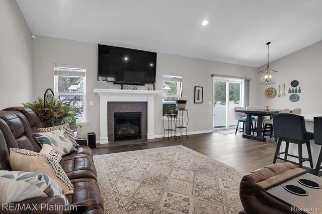 10029 Quarry Ridge Road, Springfield Charter Township, MI 48346