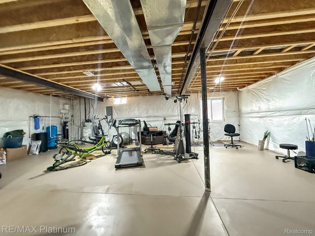 10029 Quarry Ridge Road, Springfield Charter Township, MI 48346