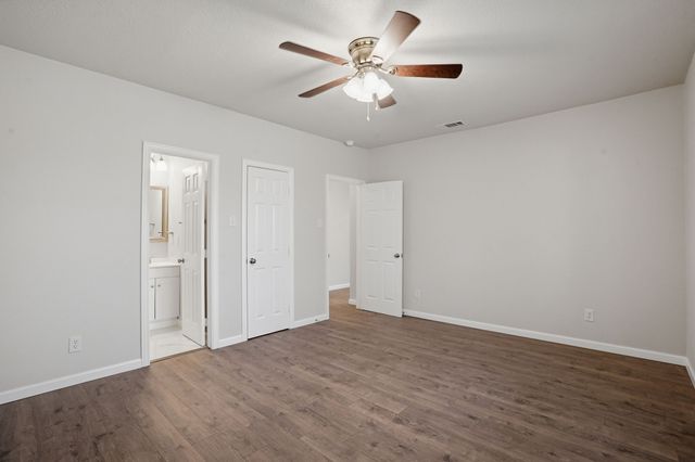 936 E Ramsey Avenue, Fort Worth, TX 76104