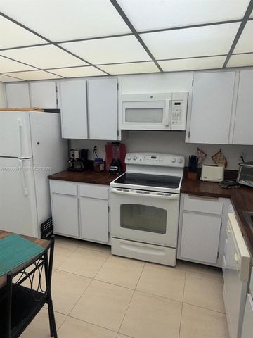 201 Crandon Blvd 932, Key Biscayne, FL 33149