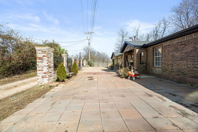 22574 Abbeytown Road, Springdale, AR 72764