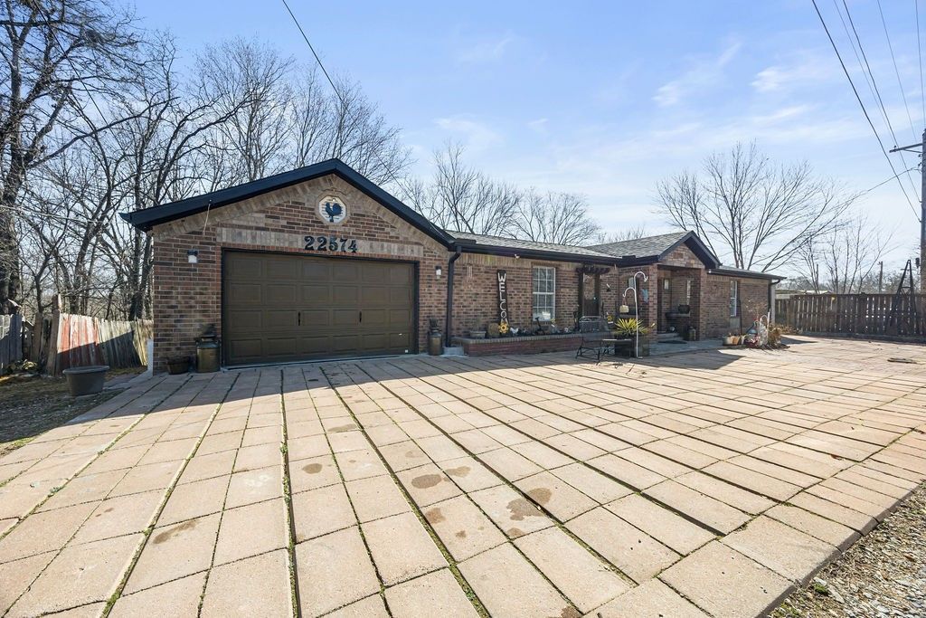 22574 Abbeytown Road, Springdale, AR 72764