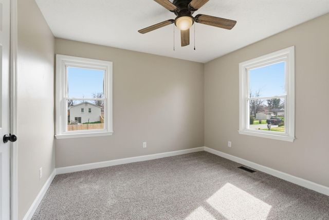 114 Cardinal Drive, Lawrenceburg, KY 40342