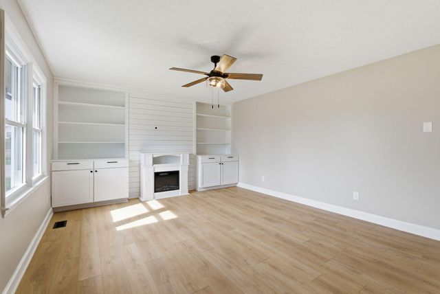 114 Cardinal Drive, Lawrenceburg, KY 40342