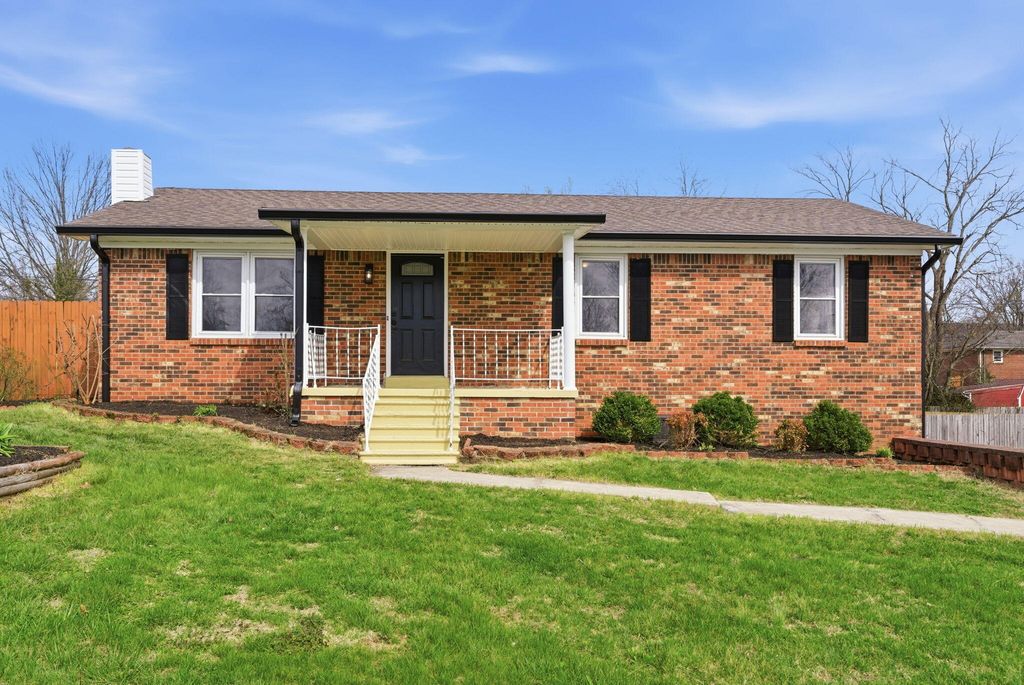 114 Cardinal Drive, Lawrenceburg, KY 40342