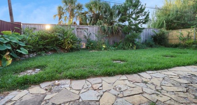2740 Suffolk Drive, Houston, TX 77027
