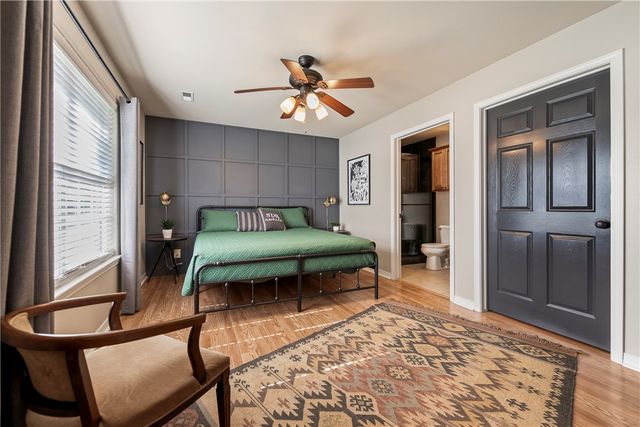 205-1 NE J Street, Bentonville, AR 72712