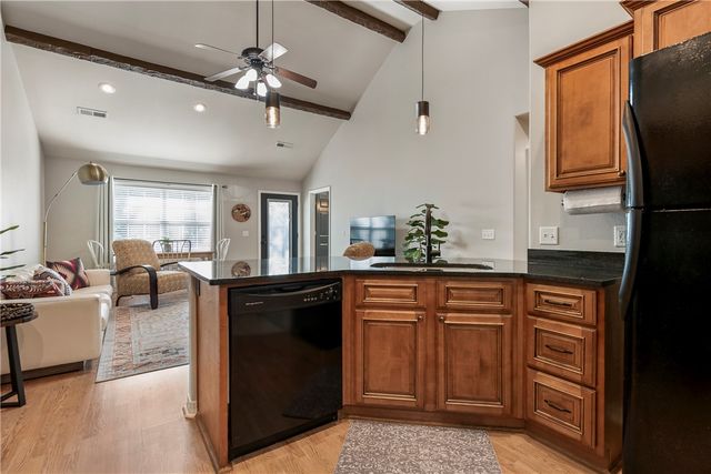 205-1 NE J Street, Bentonville, AR 72712