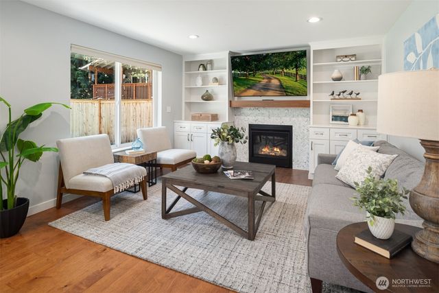 9210 171st Avenue NE, Redmond, WA 98052