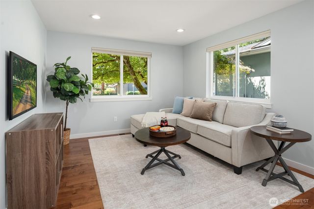 9210 171st Avenue NE, Redmond, WA 98052