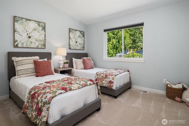9210 171st Avenue NE, Redmond, WA 98052