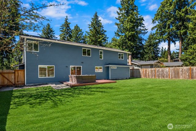9210 171st Avenue NE, Redmond, WA 98052