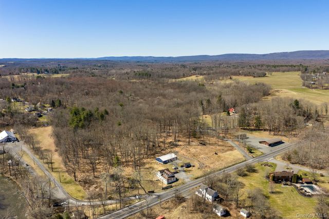2823 State Route 52, Pine Bush, NY 12566