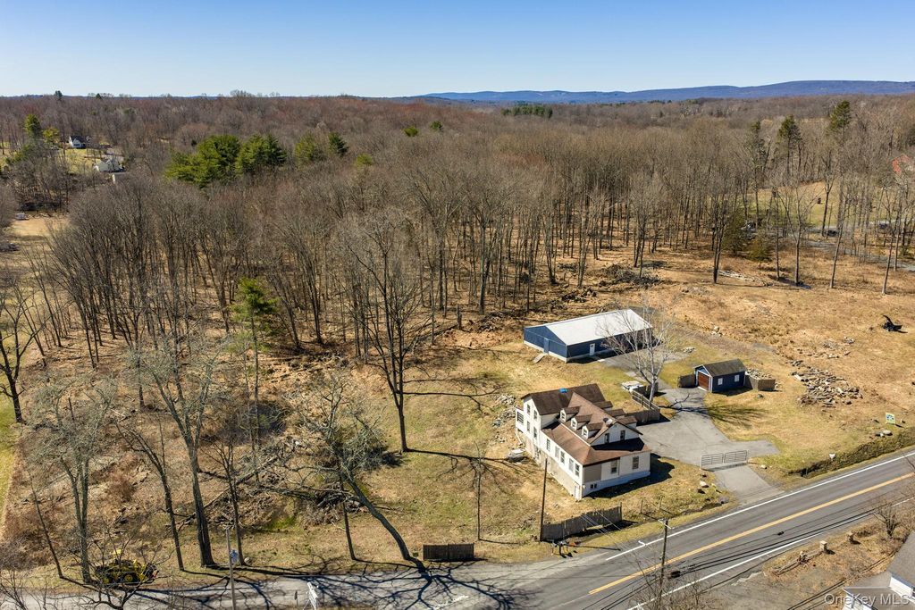 2823 State Route 52, Pine Bush, NY 12566