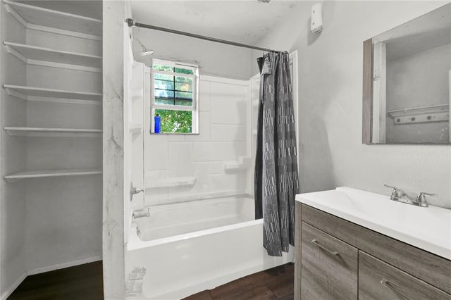 720 Yupon Street, Baytown, TX 77520