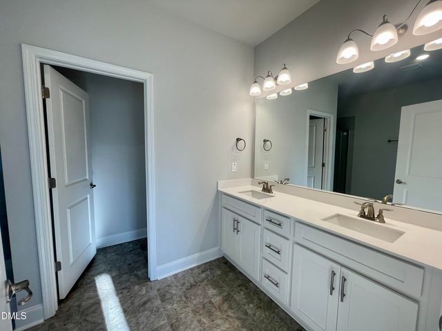 21 Shoreline Drive, Lillington, NC 27546