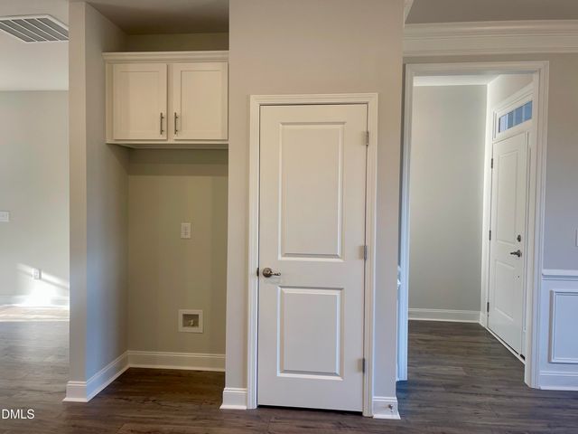 21 Shoreline Drive, Lillington, NC 27546