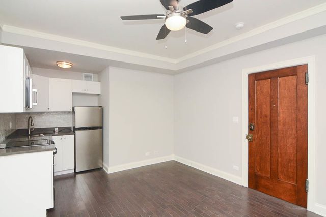 640 W WRIGHTWOOD Avenue 303, Chicago, IL 60614