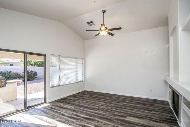 7549 E CHRISTMAS CHOLLA Drive, Scottsdale, AZ 85255