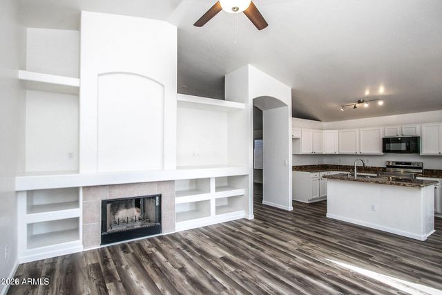 7549 E CHRISTMAS CHOLLA Drive, Scottsdale, AZ 85255