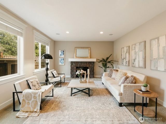 8718 NE 134th Street, Kirkland, WA 98034