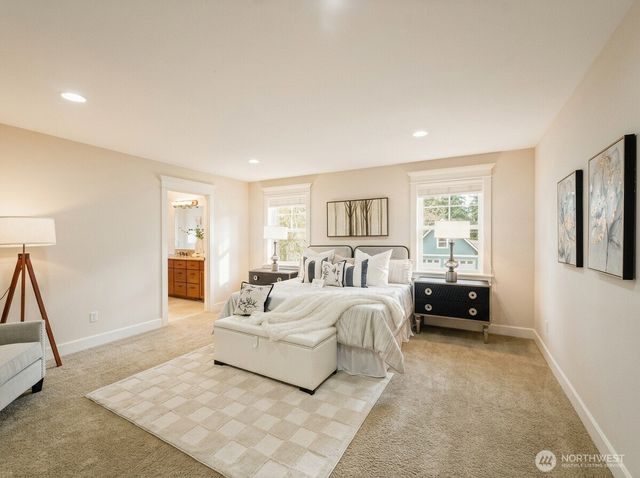 8718 NE 134th Street, Kirkland, WA 98034