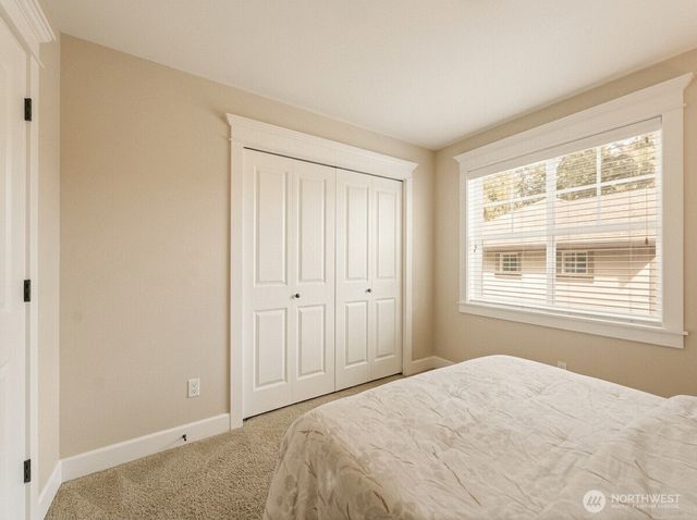 8718 NE 134th Street, Kirkland, WA 98034