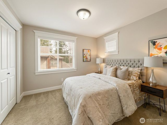 8718 NE 134th Street, Kirkland, WA 98034