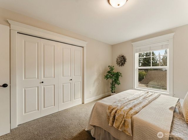 8718 NE 134th Street, Kirkland, WA 98034