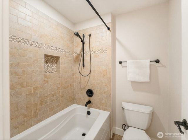 8718 NE 134th Street, Kirkland, WA 98034