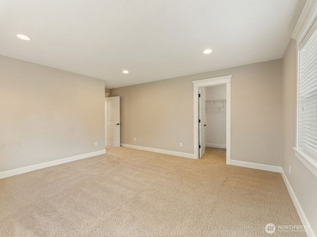 8718 NE 134th Street, Kirkland, WA 98034