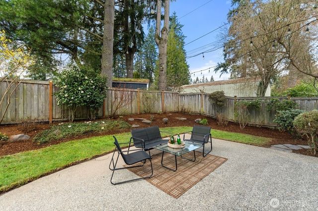 8718 NE 134th Street, Kirkland, WA 98034