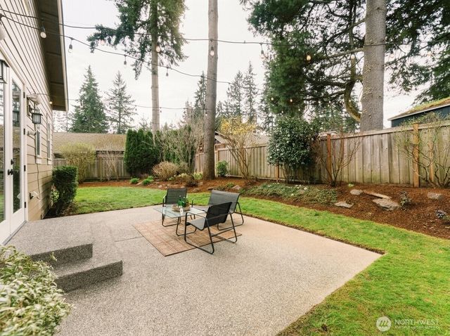 8718 NE 134th Street, Kirkland, WA 98034