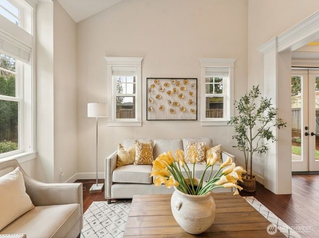 8718 NE 134th Street, Kirkland, WA 98034