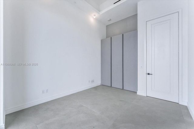 17901 Collins Ave PH-01, Sunny Isles Beach, FL 33160