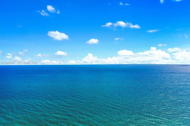 17901 Collins Ave PH-01, Sunny Isles Beach, FL 33160