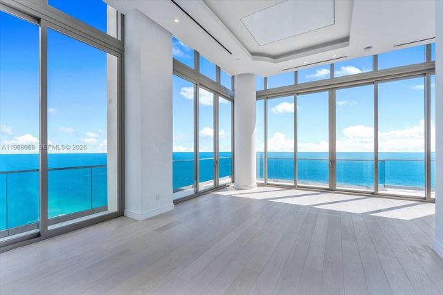 17901 Collins Ave PH-01, Sunny Isles Beach, FL 33160