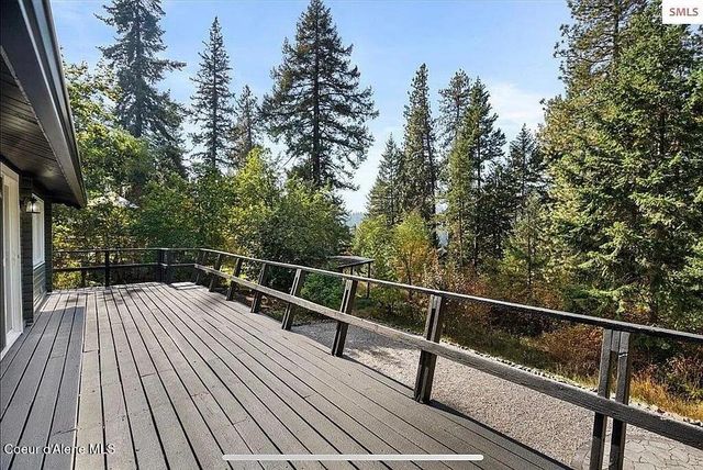 31961 N 3RD AVE, Spirit Lake, ID 83869