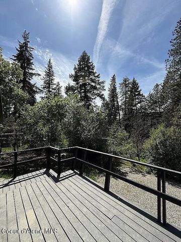 31961 N 3RD AVE, Spirit Lake, ID 83869