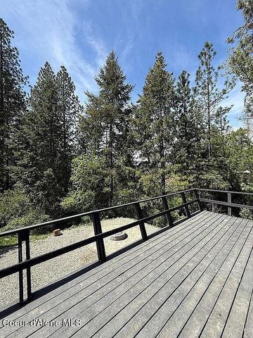 31961 N 3RD AVE, Spirit Lake, ID 83869