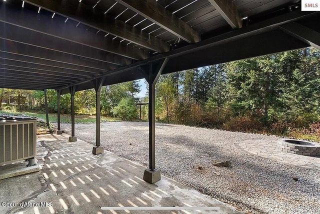 31961 N 3RD AVE, Spirit Lake, ID 83869