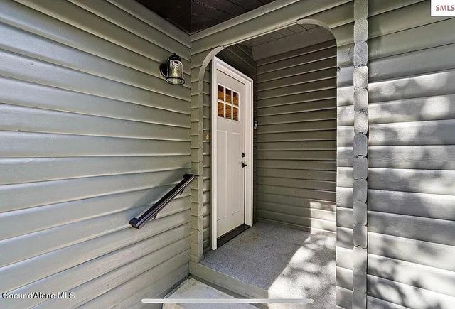 31961 N 3RD AVE, Spirit Lake, ID 83869