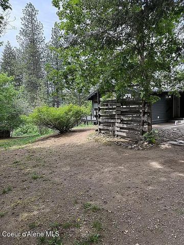 31961 N 3RD AVE, Spirit Lake, ID 83869