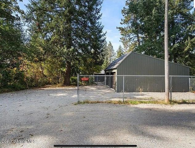31961 N 3RD AVE, Spirit Lake, ID 83869