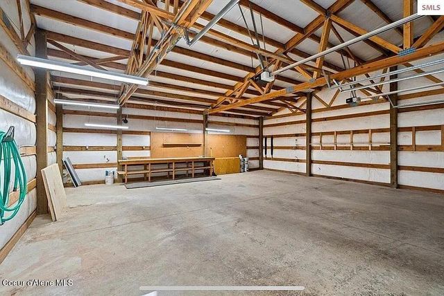 31961 N 3RD AVE, Spirit Lake, ID 83869