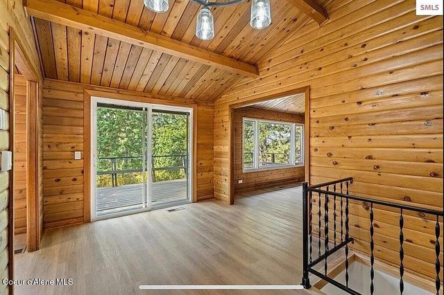 31961 N 3RD AVE, Spirit Lake, ID 83869