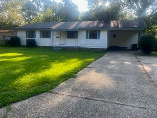 611 Graymont Ave., Hattiesburg, MS 39401