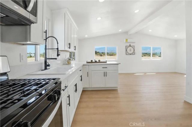 12421 Desert View Road, Pinon Hills, CA 92372