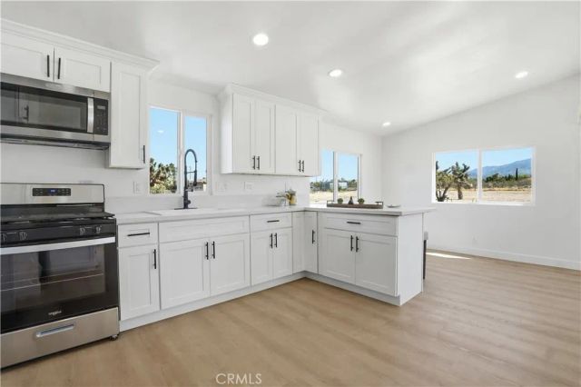 12421 Desert View Road, Pinon Hills, CA 92372